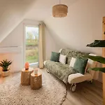 Semesterbostad Rust - Prive Tuin - Hottub - Wohnmobil - Haustierfreundlich By Interhome Hajdúszoboszló