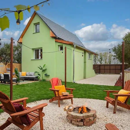 Ferienhaus Rust - Prive Tuin - Hottub - Wohnmobil - Haustie By Interhome